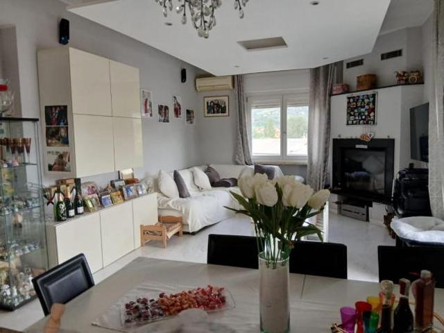 Appartamento in vendita a Castelnuovo Magra 110 mq Rif: 1353582