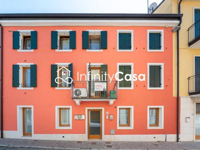 Appartamento in vendita a Castelnuovo del Garda VR