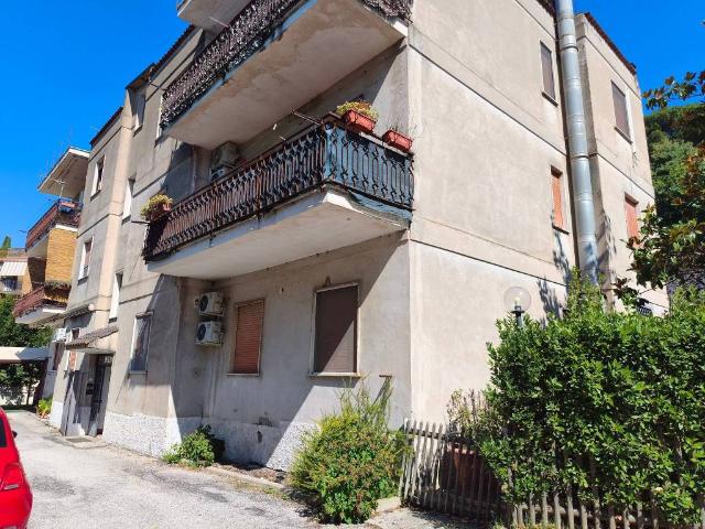 Appartamento in vendita a Castelnuovo di Porto RM