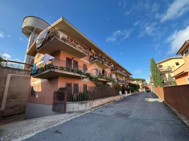 Appartamento in vendita a Castelnuovo di Porto RM