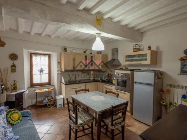 Appartamento in vendita a Castelnuovo di Val di Cecina 85 mq Rif: 1409020