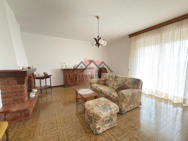 Appartamento in vendita a Castelnuovo di Val di Cecina piazza del Plebiscito