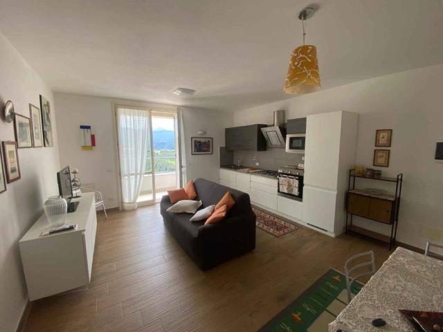 Appartamento in vendita a Castelnovo Ne' Monti RE