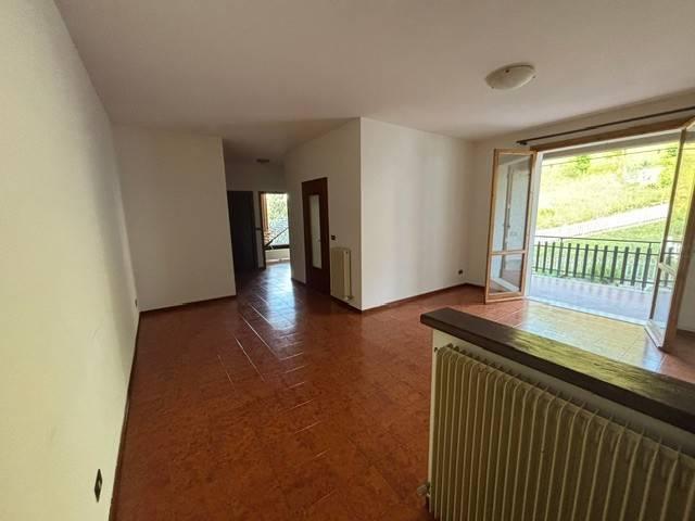 Appartamento in vendita a Castelnovo Ne' Monti RE