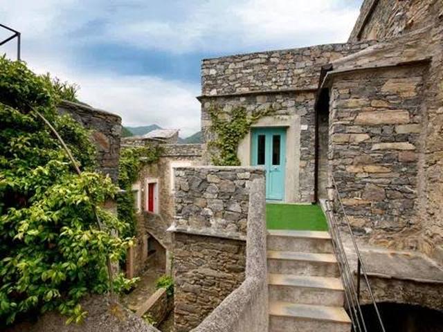 Appartamento in vendita a Castelbianco SV
