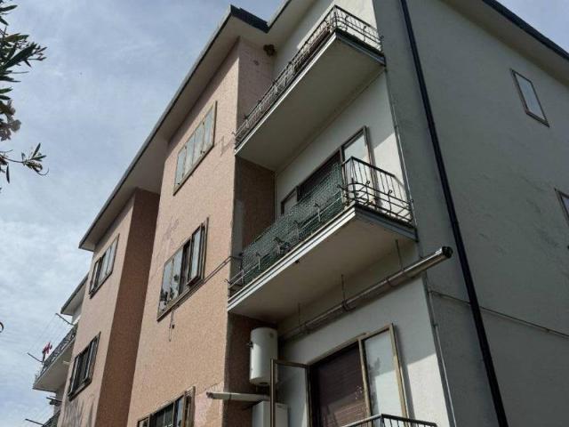 Appartamento in vendita a Castelluccio Inferiore PZ