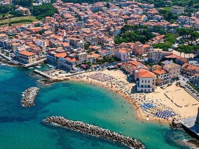 Appartamento in vendita a Castellabate SA