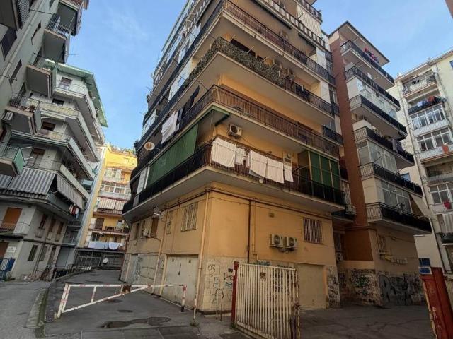Appartamento in vendita a Castellammare di Stabia NA