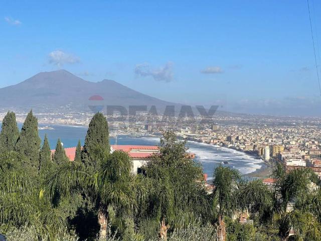 Appartamento in vendita a Castellammare di Stabia NA