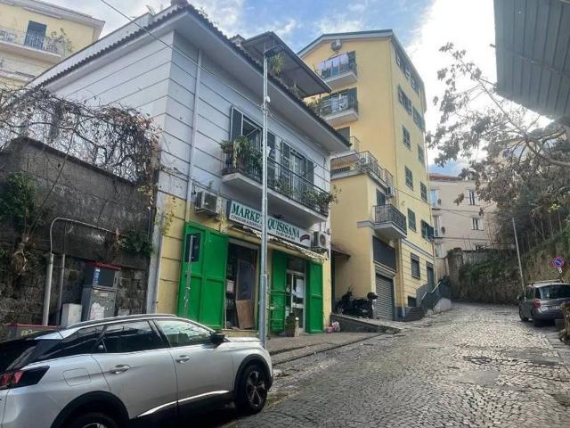 Appartamento in vendita a Castellammare di Stabia NA