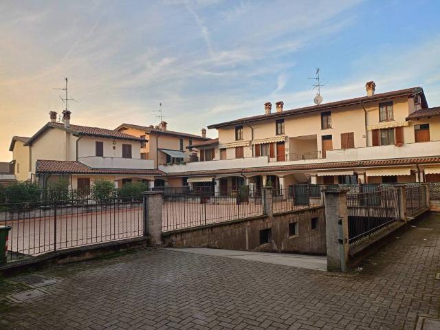 Appartamento in vendita a Castelleone CR