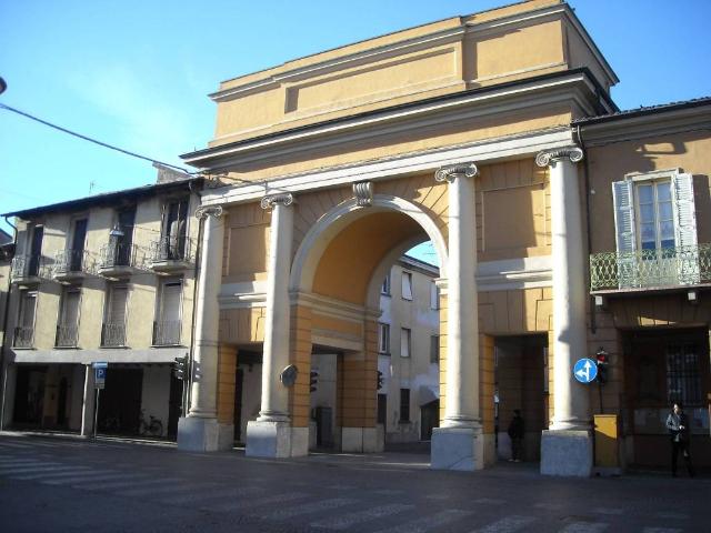 Appartamento in vendita a Castelleone CR