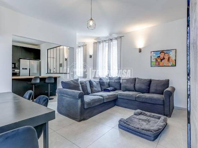 Appartamento in vendita a Castelletto Sopra Ticino