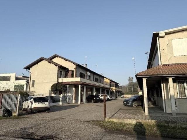 Appartamento in vendita a Castello d'Agogna