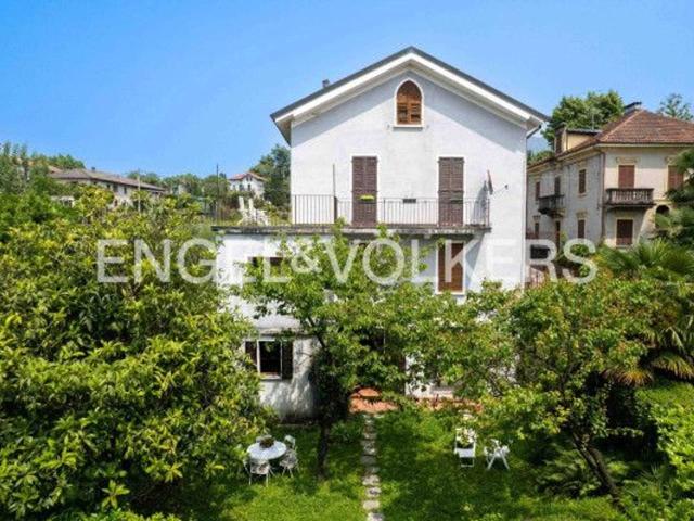 Appartamento in vendita a Castelveccana