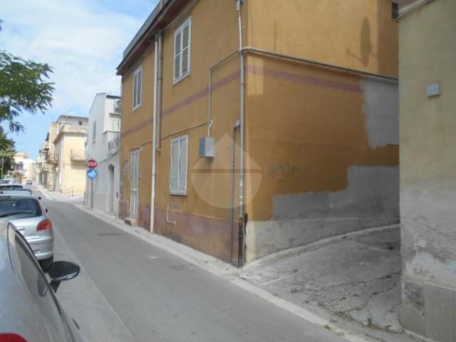 Appartamento in vendita a Castelvetrano via Domenico Cirillo