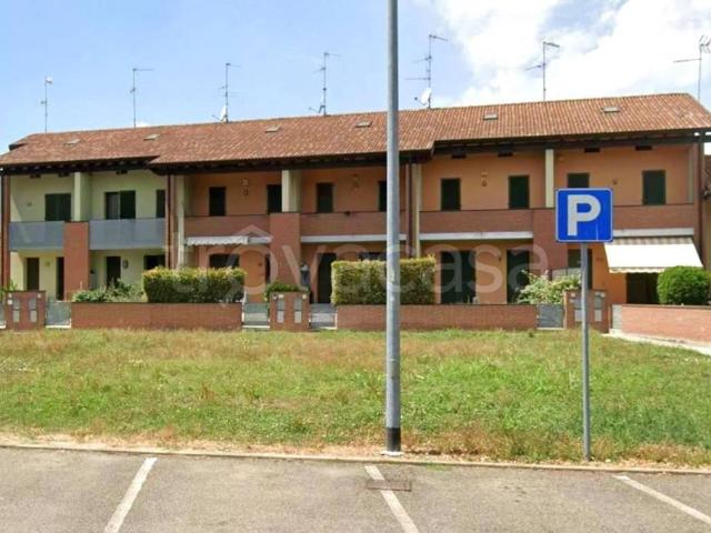 Appartamento in vendita a Castelvetro Piacentino