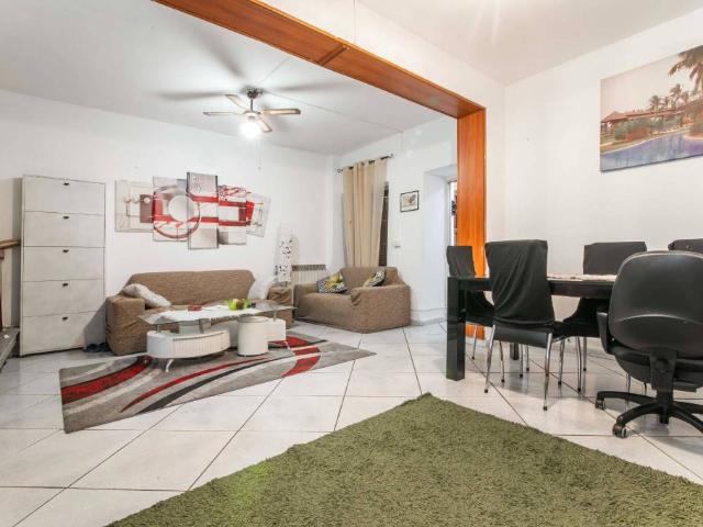 Casa indipendente in vendita a Castiglione Olona via Monte Cengio, 7