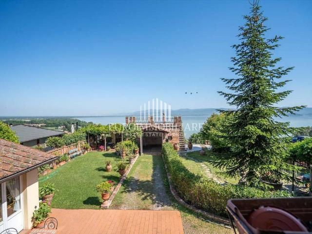 Appartamento in vendita a Castiglione del Lago PG