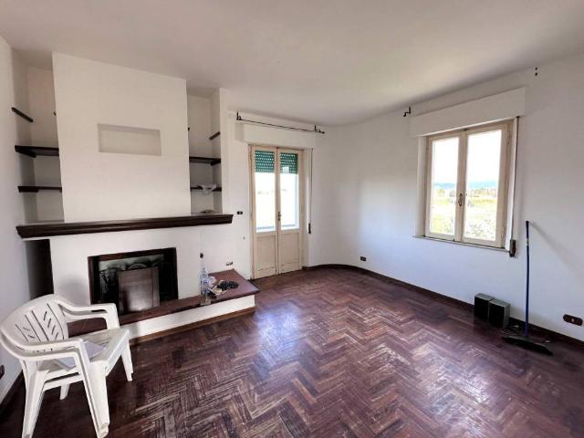 Appartamento in vendita a Castiglione del Lago PG