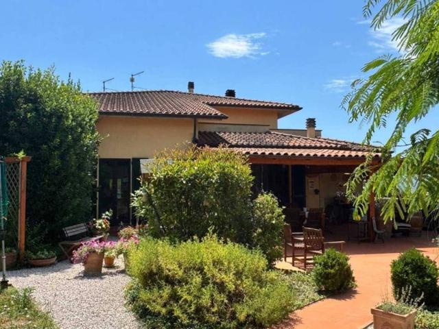 Appartamento in vendita a Castiglione del Lago PG