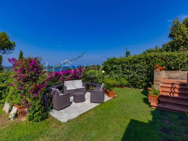 Appartamento in vendita a Castiglione della Pescaia via Montparnasse, 4, Punta Ala