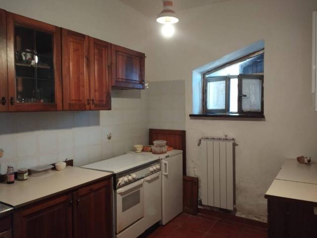 Appartamento in vendita a Castiglione di Garfagnana LU