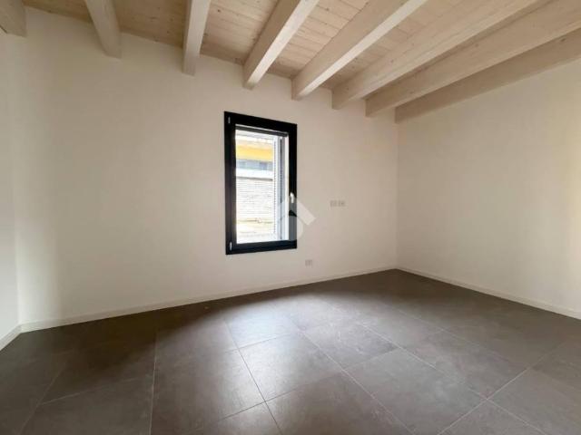 Appartamento in vendita a Castrezzato BS
