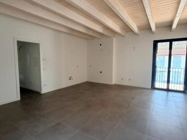 Appartamento in vendita a Castrezzato BS
