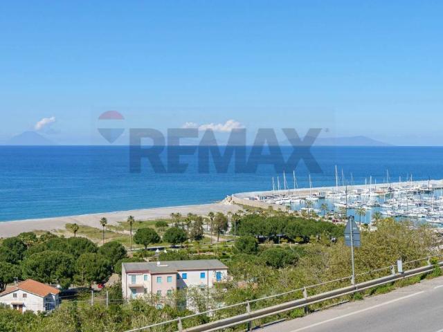 Appartamento in vendita a Capo d'Orlando ME