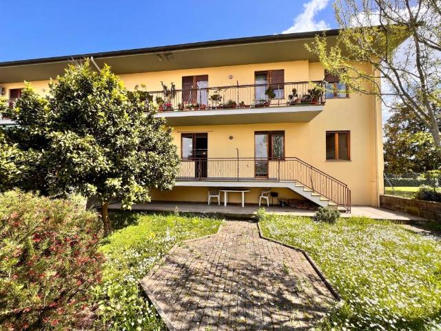 Appartamento in vendita a Capodimonte VT