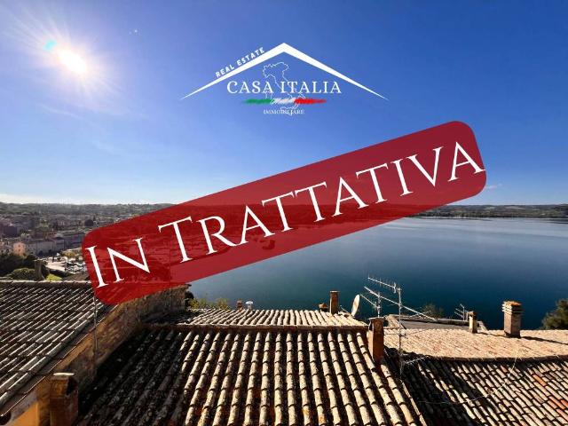 Appartamento in vendita a Capodimonte VT