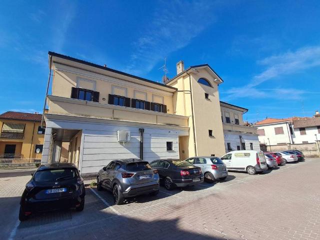 Appartamento in vendita a Caponago MB