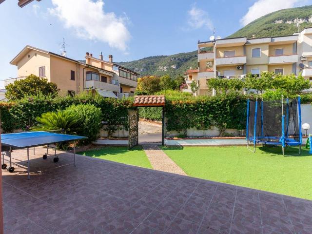 Appartamento in vendita a Capaccio Paestum SA