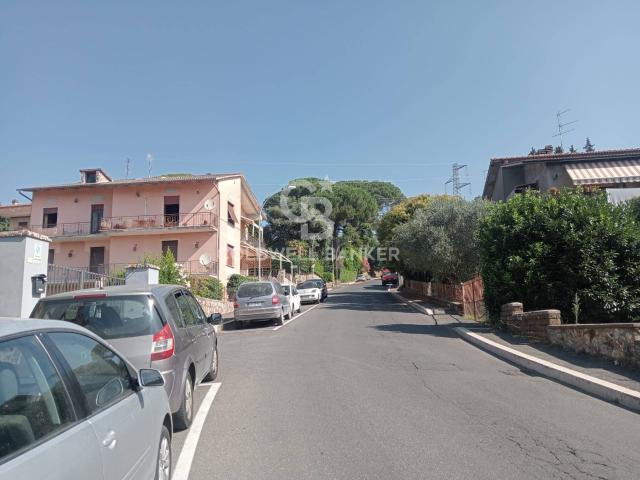 Appartamento in vendita a Capranica