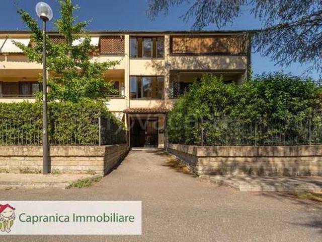 Appartamento in vendita a Capranica viale Laura Nn