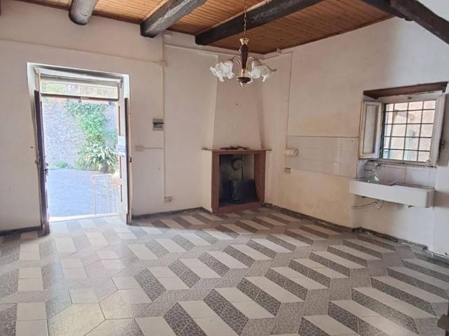 Appartamento in vendita a Capranica VT