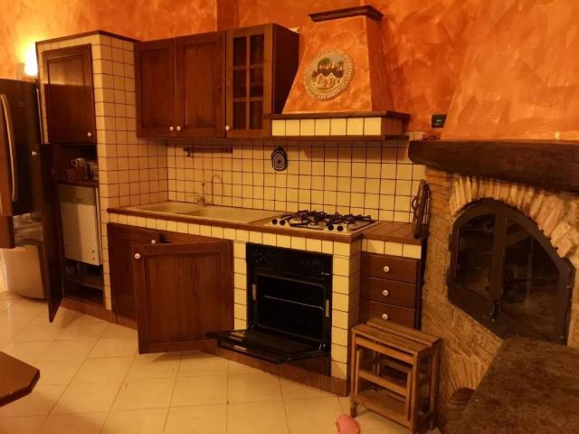 Appartamento in vendita a Capranica VT