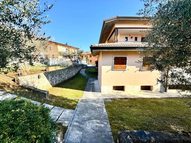 Appartamento in vendita a Caprino Veronese VR