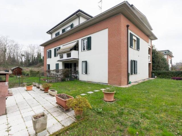 Appartamento in vendita a Carnago VA