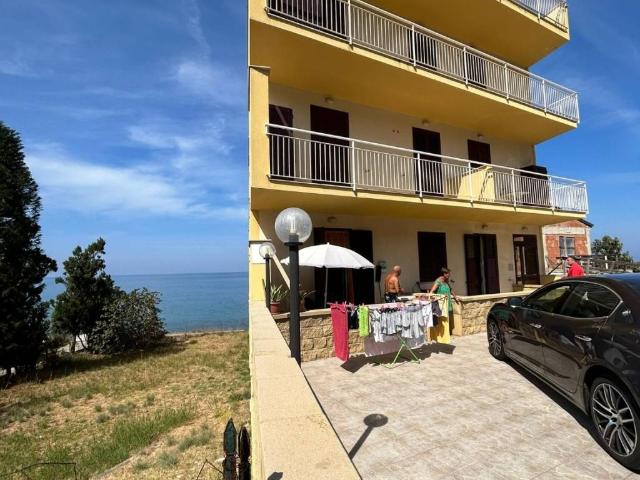 Appartamento in vendita a Caronia ME