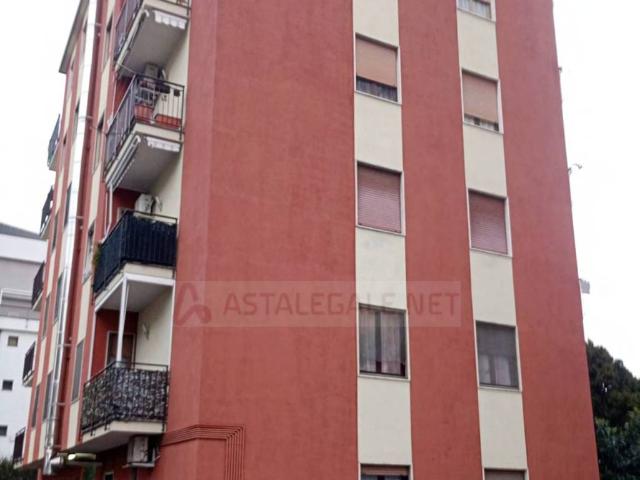 Appartamento in vendita a Caronno Pertusella VA