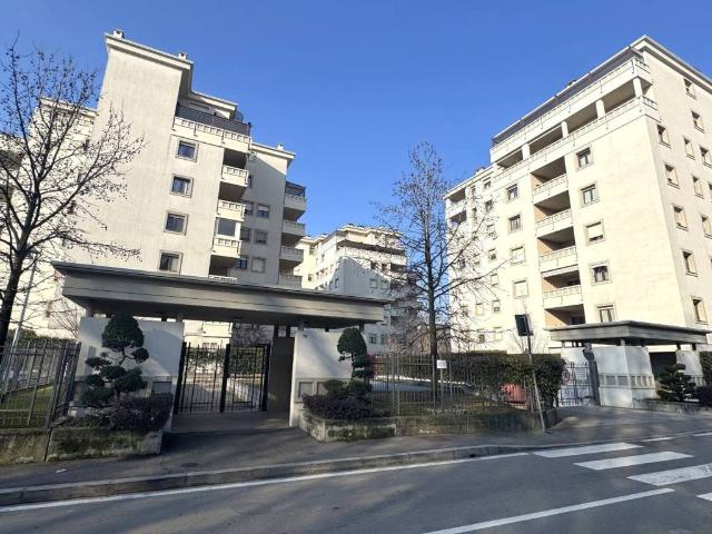 Appartamento in vendita a Caronno Pertusella VA