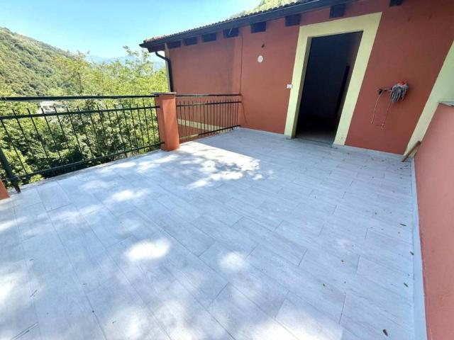 Appartamento in vendita a Carasco GE