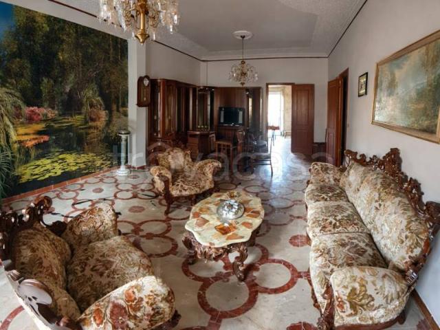 Appartamento in vendita a Carini via Giuseppe Giusti