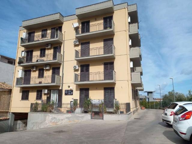 Appartamento in vendita a Carini PA