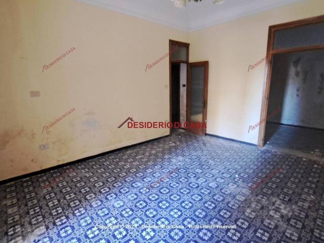 Appartamento in vendita a Carini PA