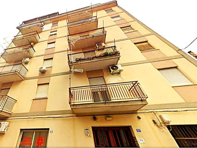 Appartamento in vendita a Carini PA