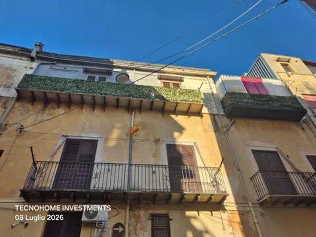 Appartamento in vendita a Carini PA