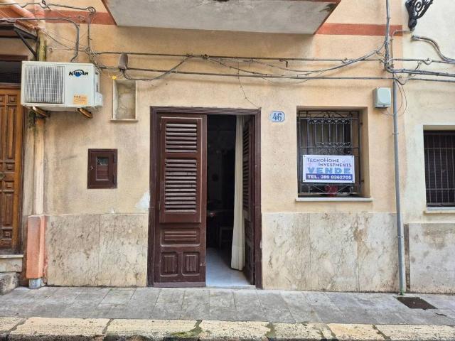 Appartamento in vendita a Carini PA